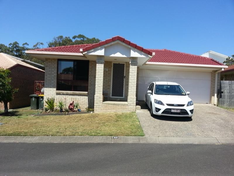 30 LINDEMAN PLCAE, Eight Mile Plains QLD 4113