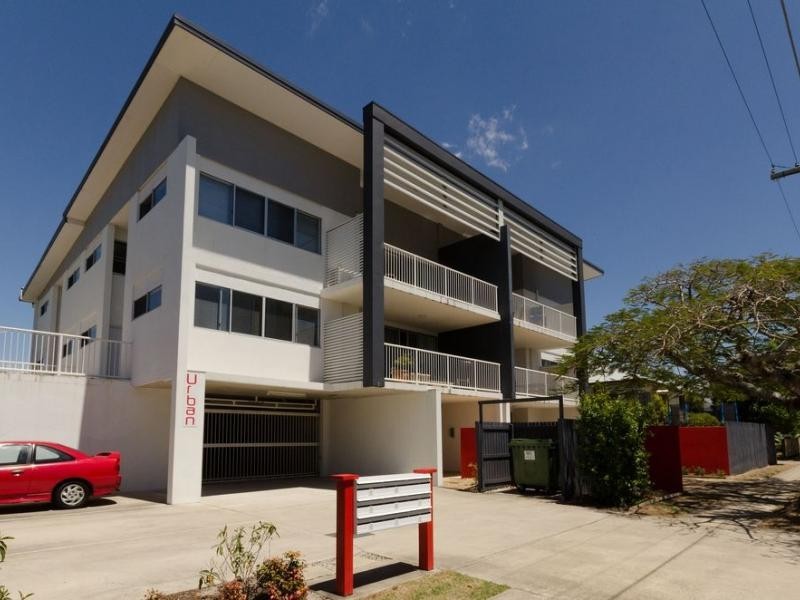 9 Murray St, Clontarf QLD 4019