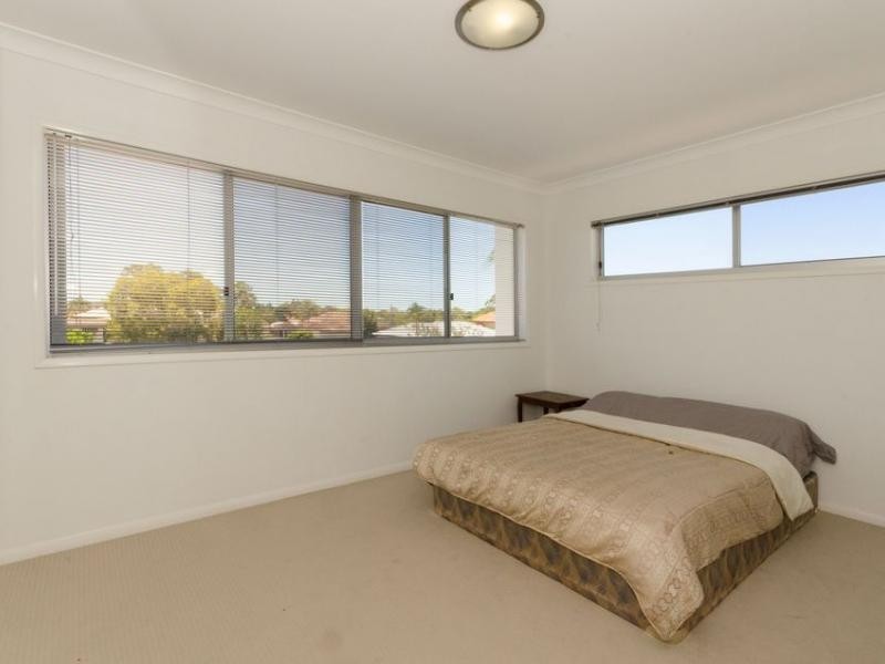 9 Murray St, Clontarf QLD 4019