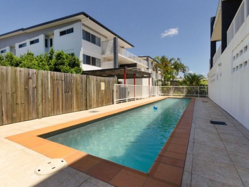 9 Murray St, Clontarf QLD 4019