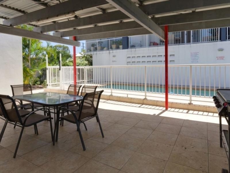 9 Murray St, Clontarf QLD 4019