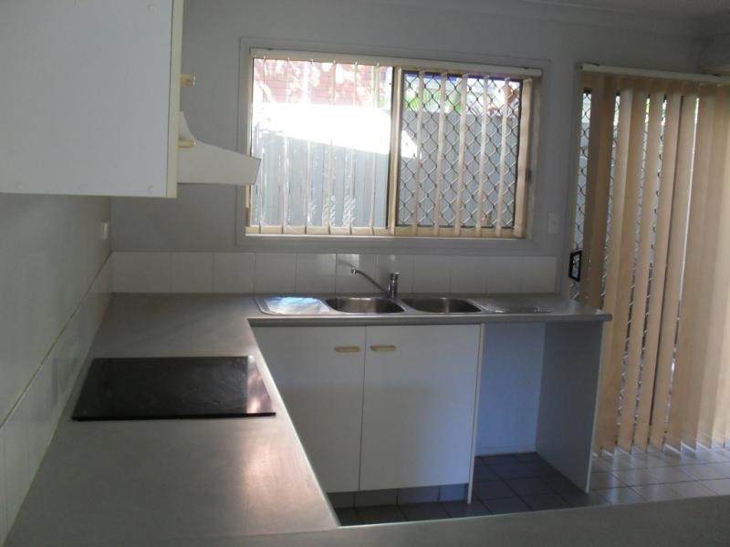 60 Whitby, Southport QLD 4215