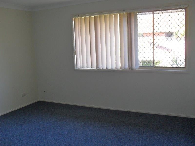 60 Whitby, Southport QLD 4215