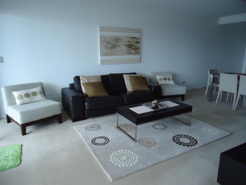 53 Darrambal, Chevron Island QLD 4217