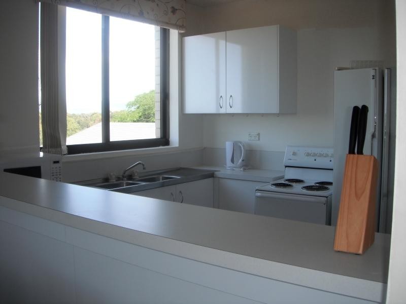 13 FAIRWAY DRIVE, Clear Island Waters QLD 4226