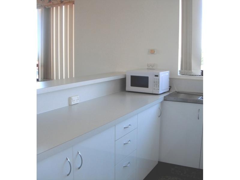 13 FAIRWAY DRIVE, Clear Island Waters QLD 4226