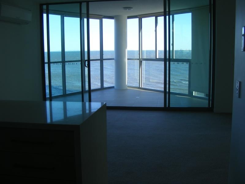 14 Oxley Ave, Woody Point QLD 4019