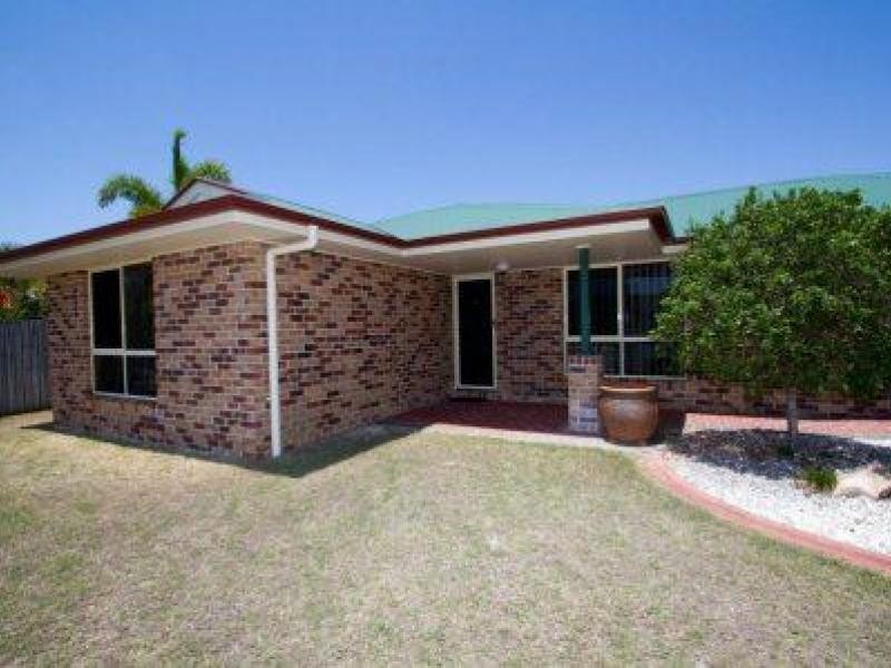 121 Ibis Boulevard, Eli Waters QLD 4655