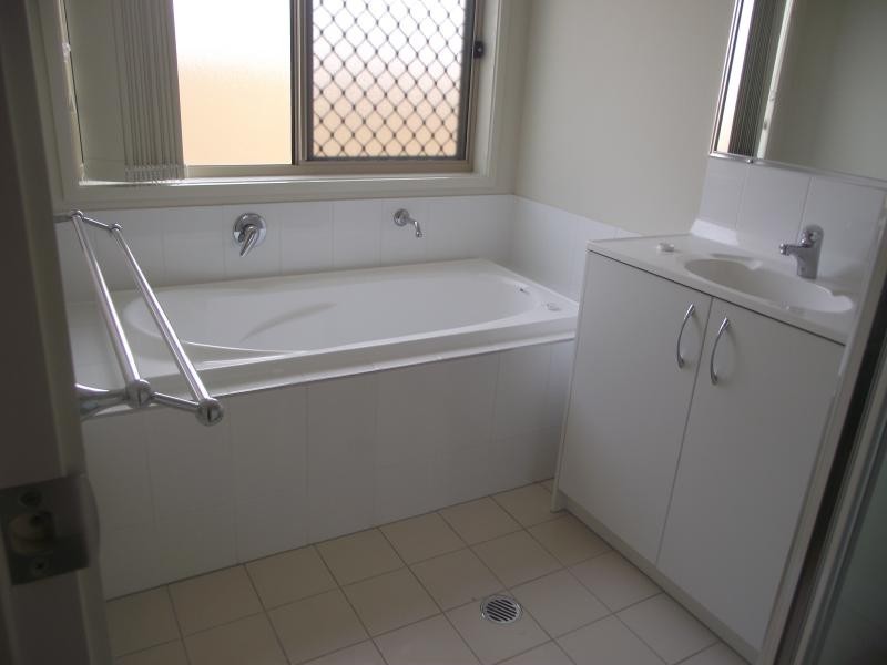 7 SHORT STREET, Boronia Heights QLD 4124