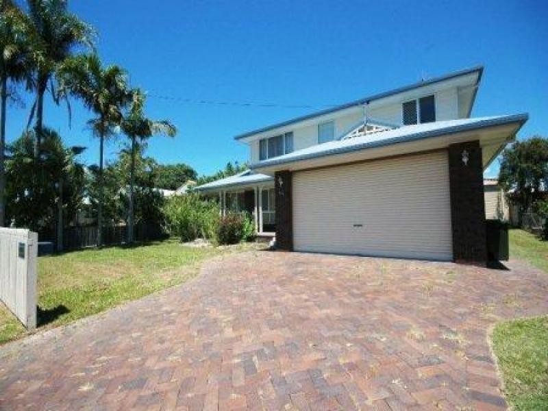 311 Torquay Tce, Torquay QLD 4655