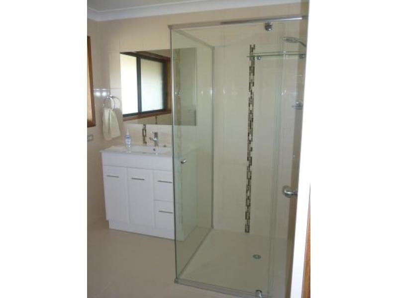 2 TRADE WIND CLSE, River Heads QLD 4655