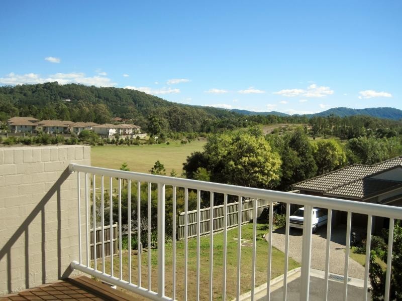 2 Toohey Street, Pacific Pines QLD 4211