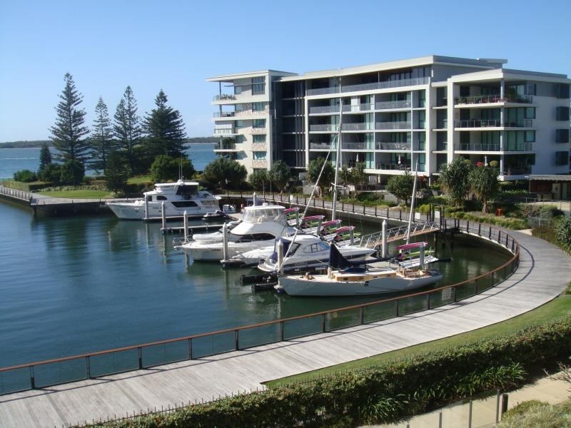 323 Bayview Street 323 Bayview Street, Hollywell QLD 4216