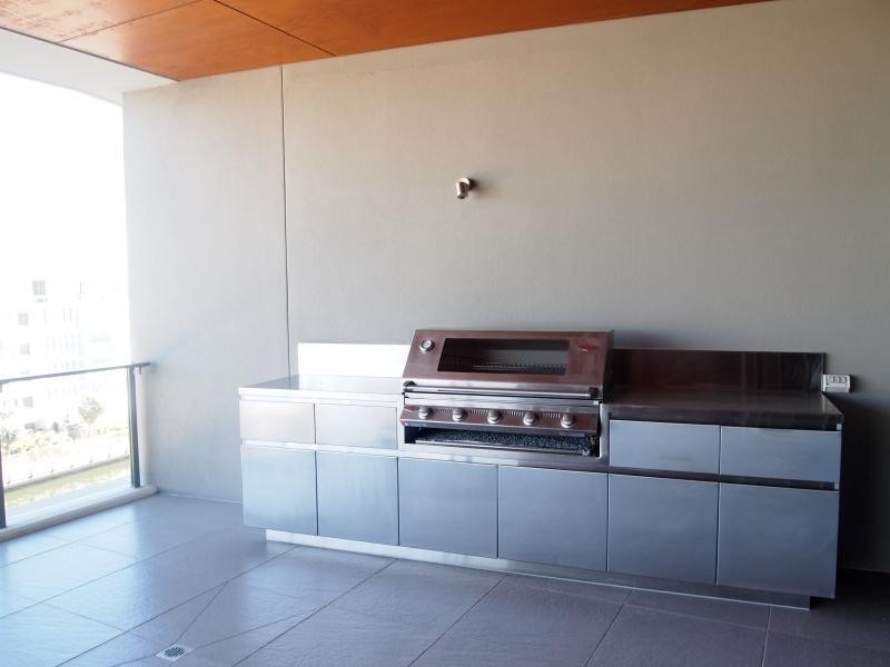 323 Bayview Street 323 Bayview Street, Hollywell QLD 4216