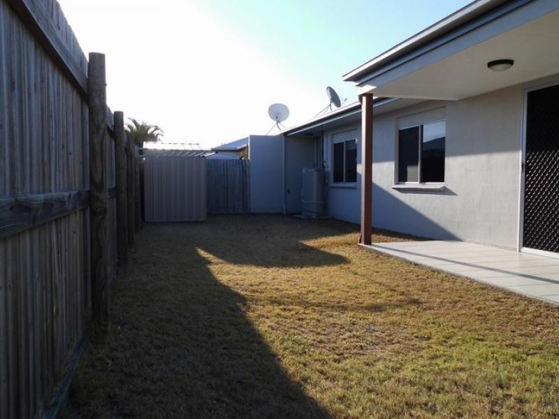 230 Pulgul St, Urangan QLD 4655
