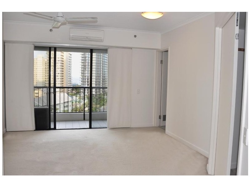 24 Breaker Street, Main Beach QLD 4217