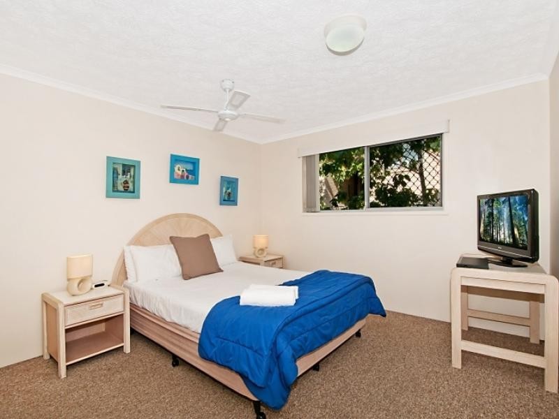 12 Whiting Street, Labrador QLD 4215