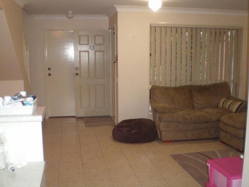 77 Nursery Ave, Runcorn QLD 4113