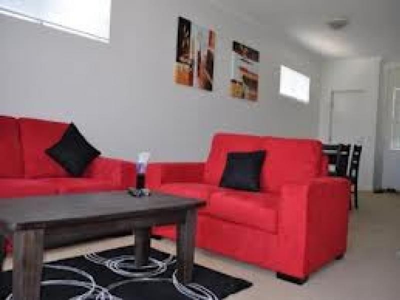 98 University Drive, Varsity Lakes QLD 4227