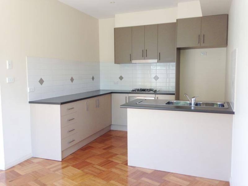 46 Churchill Place, Maidstone VIC 3012