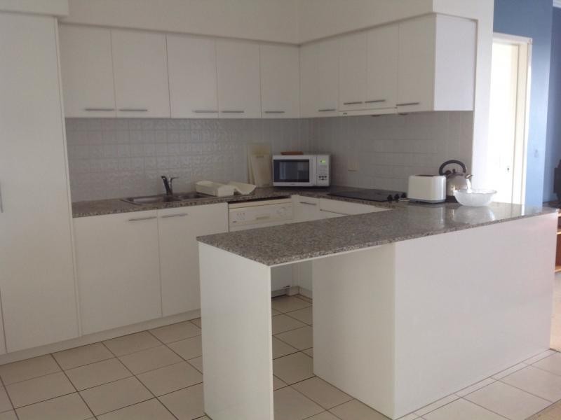 98 University Drive, Varsity Lakes QLD 4227