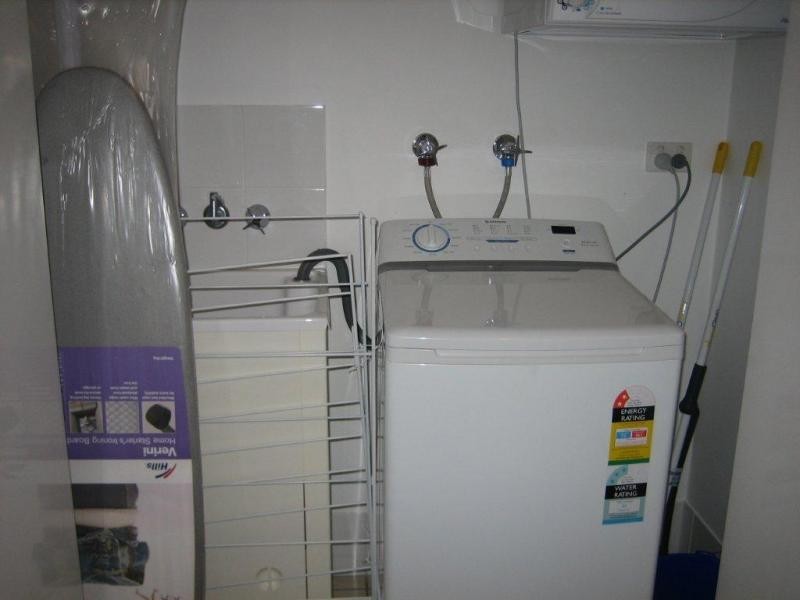 98 University Drive, Varsity Lakes QLD 4227