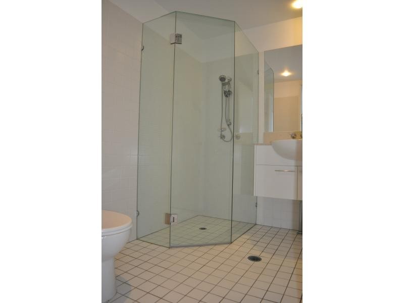 98 University Drive, Varsity Lakes QLD 4227