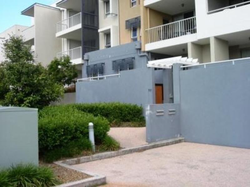 3 arbour avenue, Robina QLD 4226