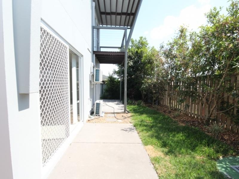 1 Gumtree Crescent, Upper Coomera QLD 4209