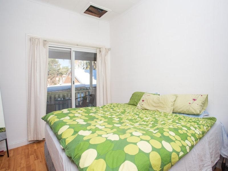 13 Grant, Redcliffe QLD 4020