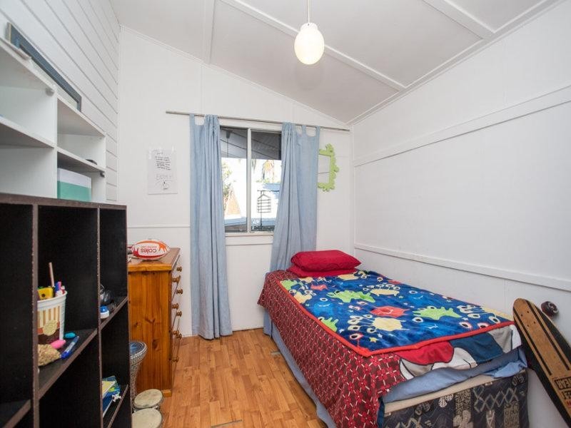 13 Grant, Redcliffe QLD 4020