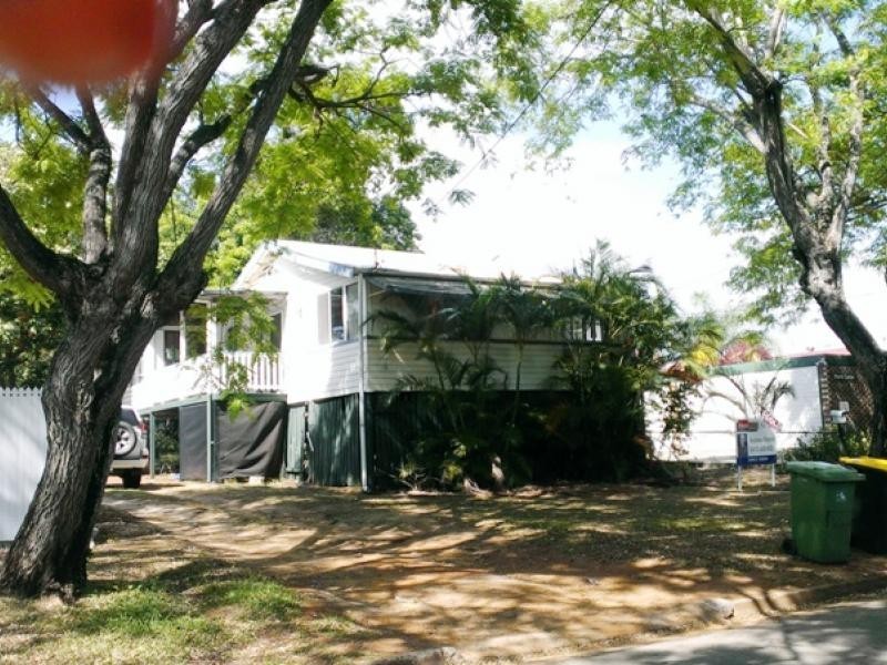 13 Grant St, Redcliffe QLD 4020