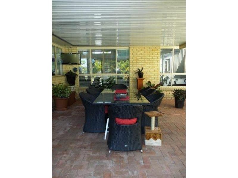 14 Neisler Crt, Kawungan QLD 4655
