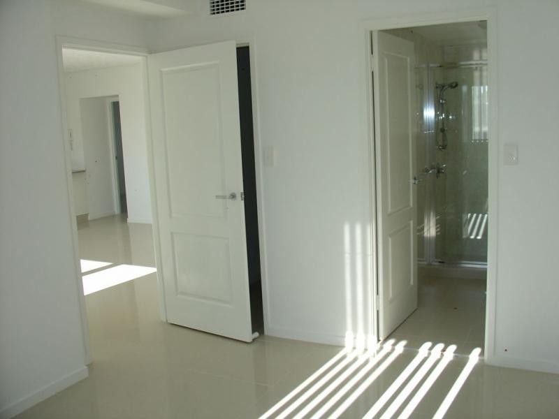 27 Berwick St, Fortitude Valley QLD 4006