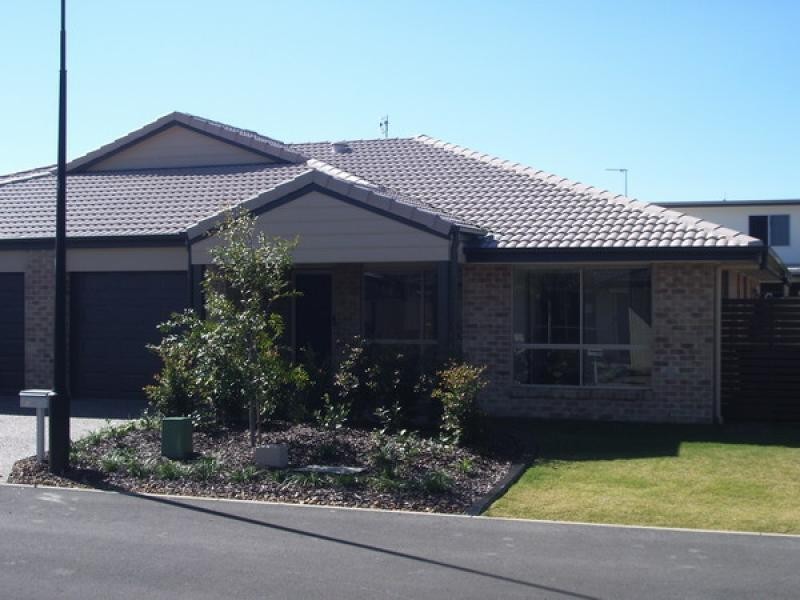 230 Pulgul St, Urangan QLD 4655