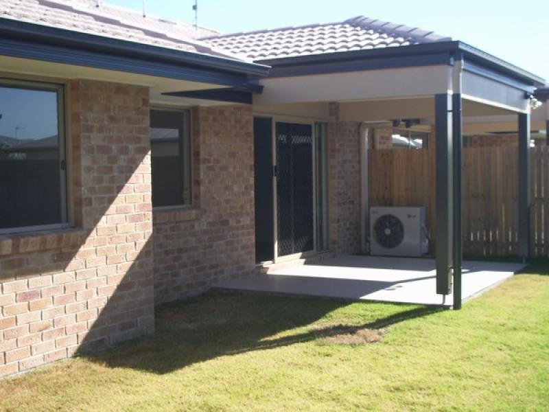 230 Pulgul St, Urangan QLD 4655