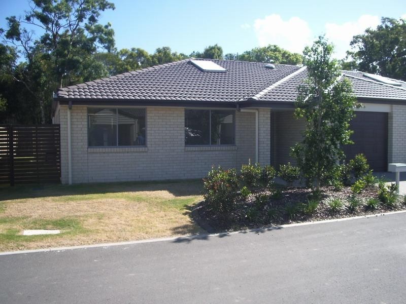 230 Pulgul St, Urangan QLD 4655