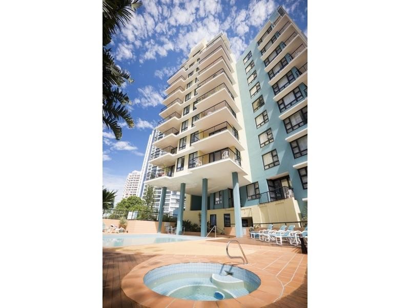 32 Surf Parade, Broadbeach QLD 4218