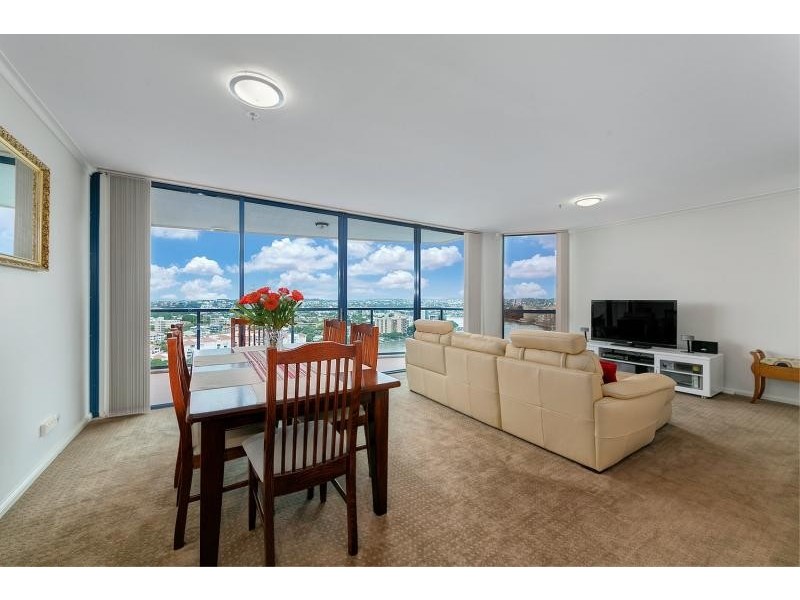 2 Goodwin St, Kangaroo Point QLD 4169