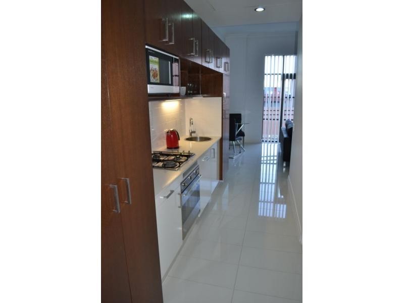 8 DUNCAN STREET, Fortitude Valley QLD 4006