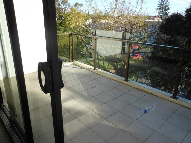 10 Pidgeon Close, West End QLD 4101