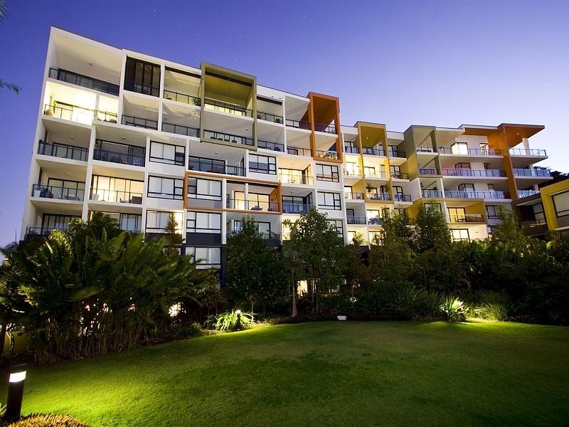 10 Pidgeon Close, West End QLD 4101