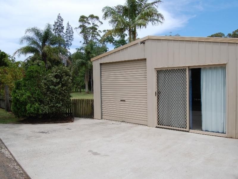 115 Thompson Road, Beerwah QLD 4519