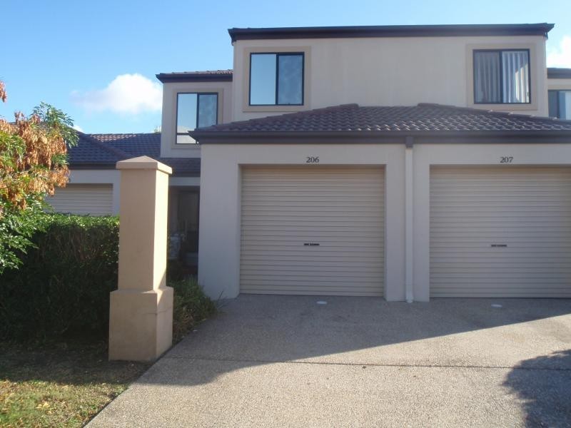 64 Gilston Road, Nerang QLD 4211