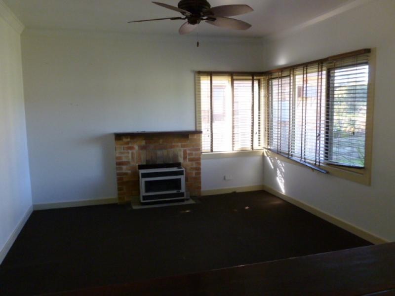 9 Breckenridge St, Forster NSW 2428