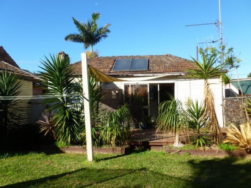9 Breckenridge St, Forster NSW 2428