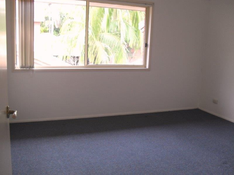 60 Whitby, Southport QLD 4215