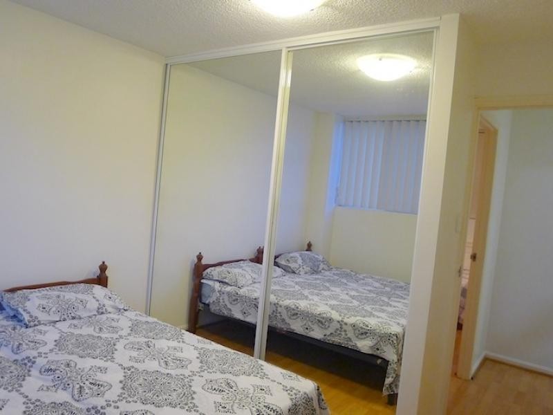 69 Burlington Street, East Brisbane QLD 4169