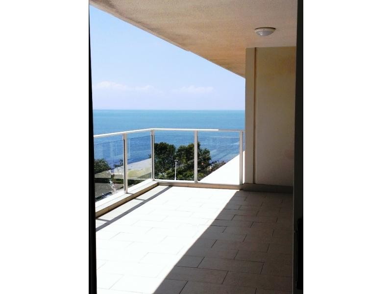 87 Marine Parade, Redcliffe QLD 4020