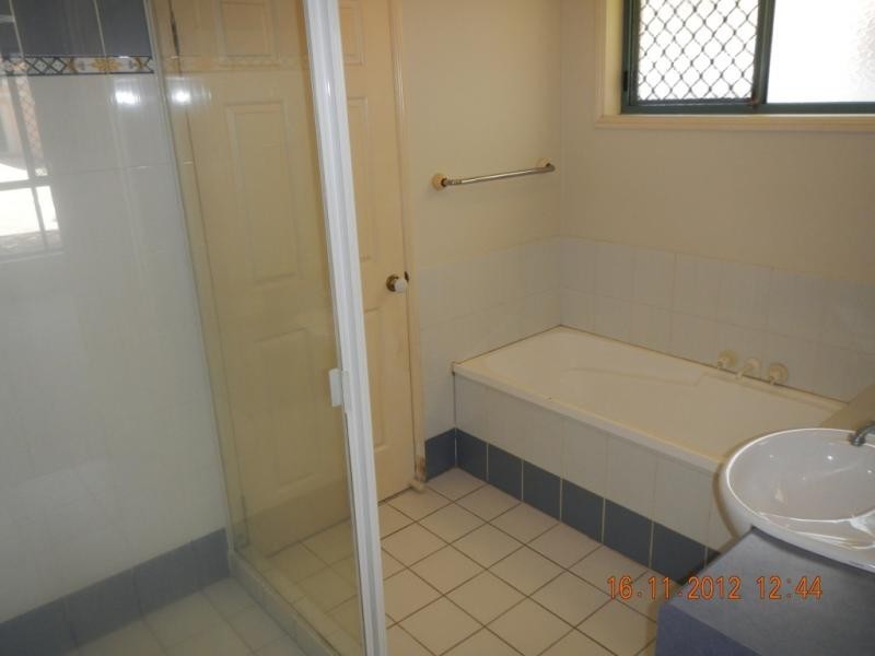 28 Ancona St, Carrara QLD 4211